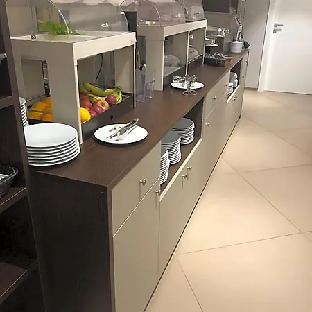 Lvg Hotel Collection - San Giovanni 4*