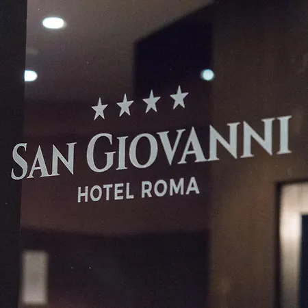 San Giovanni 4* רומא